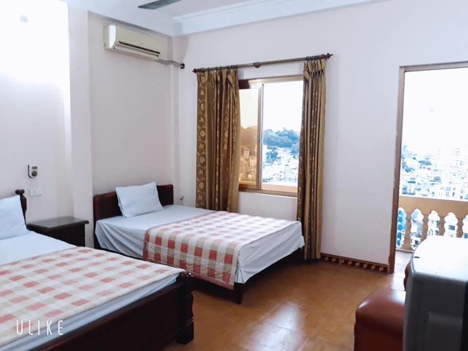 Nha Nghi Thanh Tam Hotell Ha Long Exteriör bild